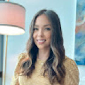Meet your Posher, Kassandra
